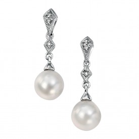 White gold with fresh water pearl and diamonds drop Earrings