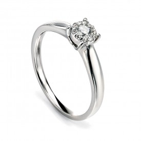 White Gold Diamond cluster ring